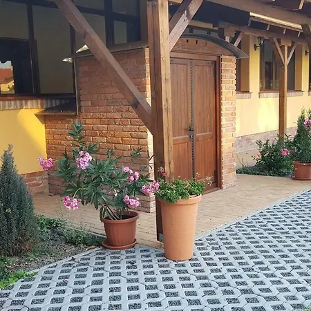 Toscana Jula